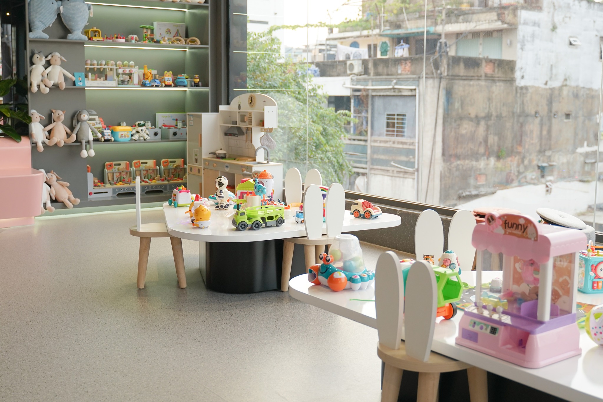 top-5-qu-n-cafe-kids-ngay-trung-t-m-tp-hcm-ng-tr-i-nghi-m